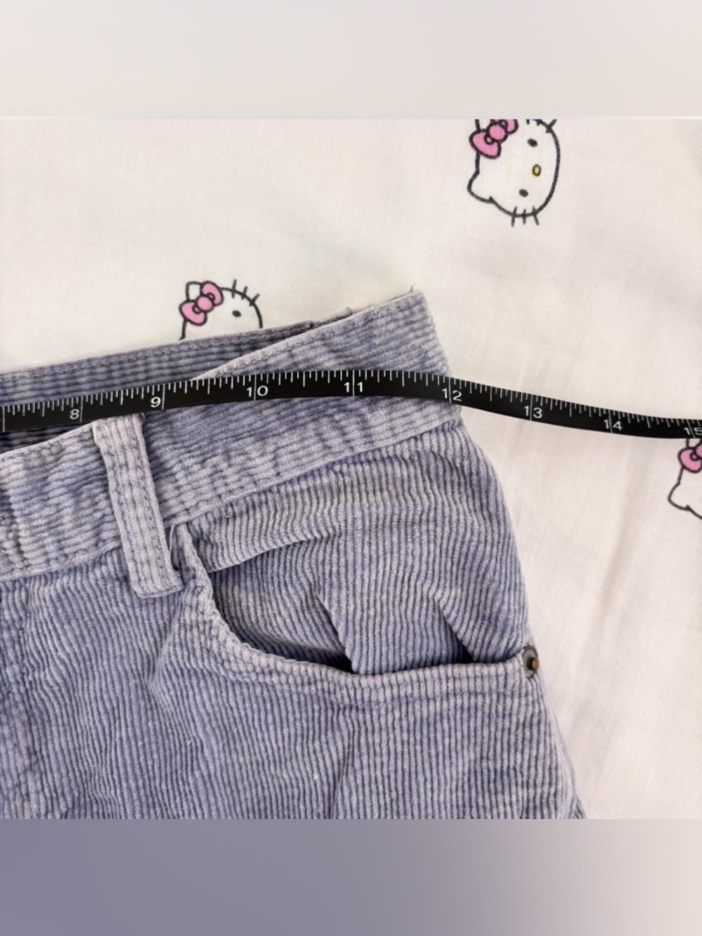 Corduroy mini shorts from brandy Melville - Picture 4 of 4